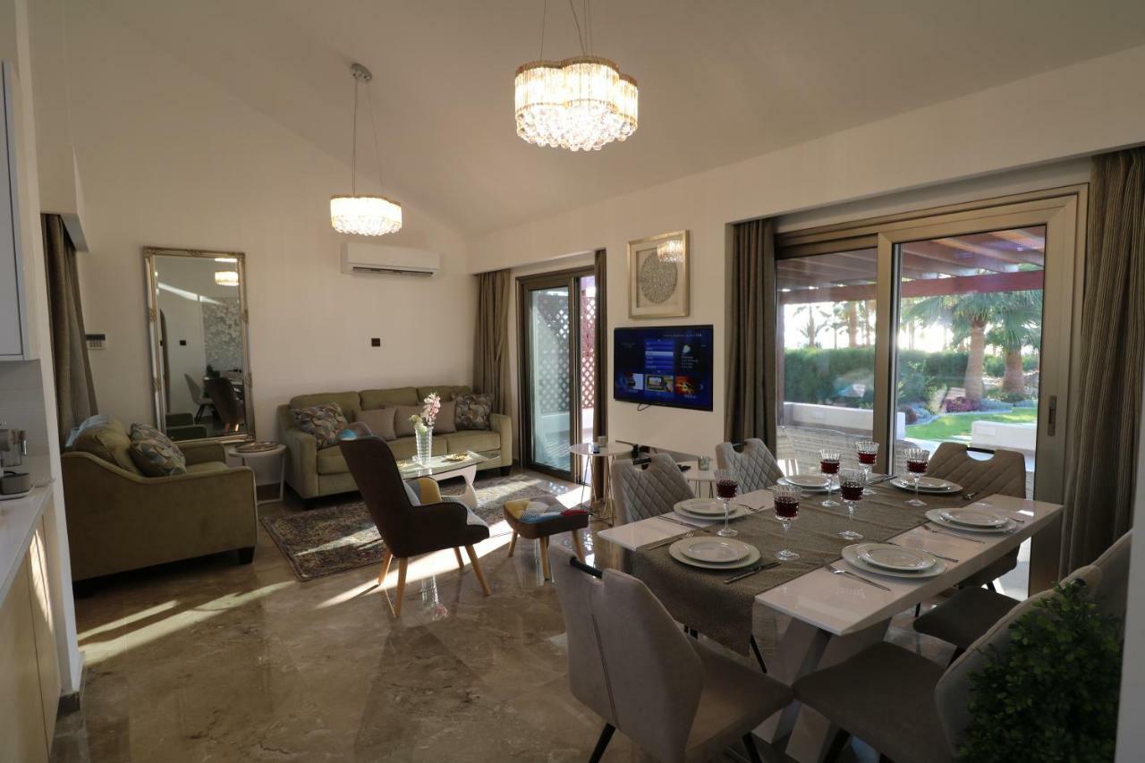 Yulya Villa By Taimoura Paphos Exteriör bild